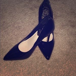 Vince camuto black heels